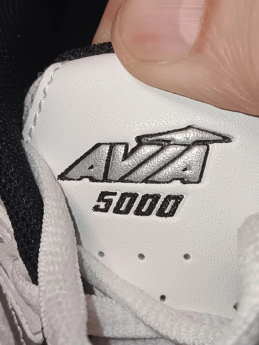 Avia Men's 5000 Athletic Performance Running Sneakers sz 9.5 Wide Width